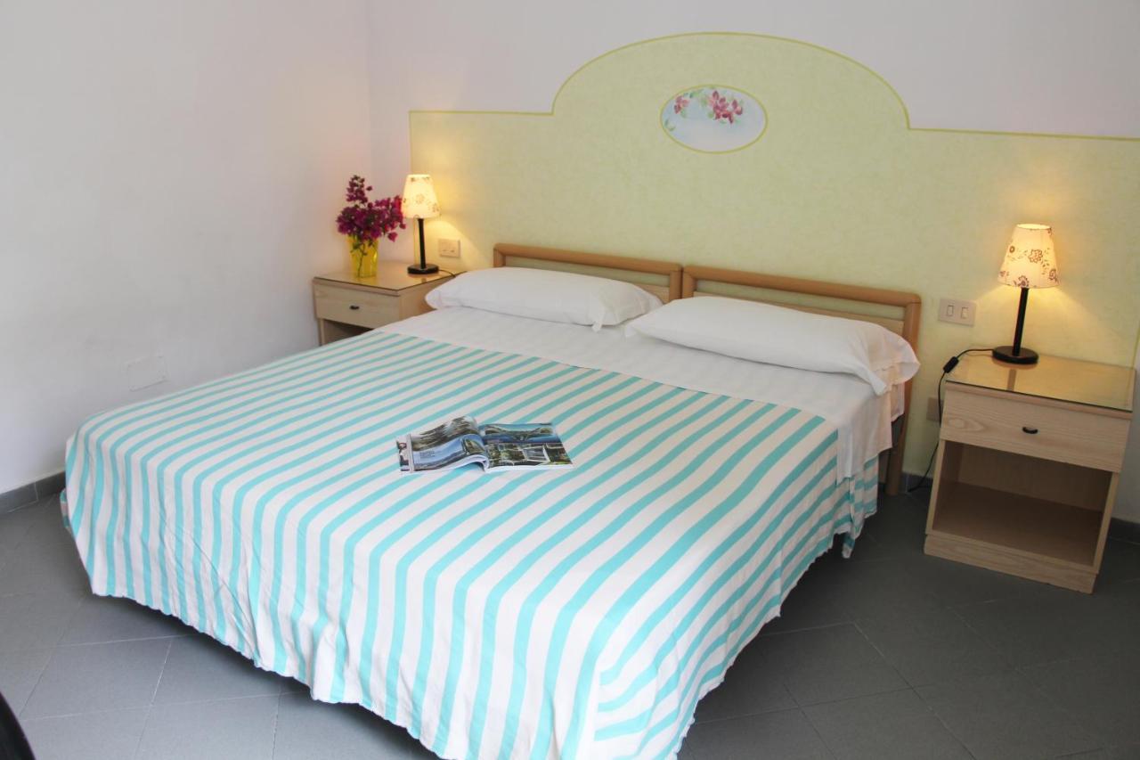 Hotel Villa Cecilia Ischia Esterno foto