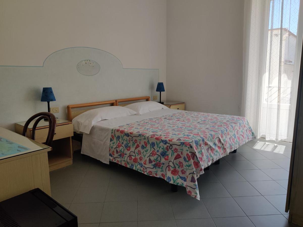 Hotel Villa Cecilia Ischia Esterno foto
