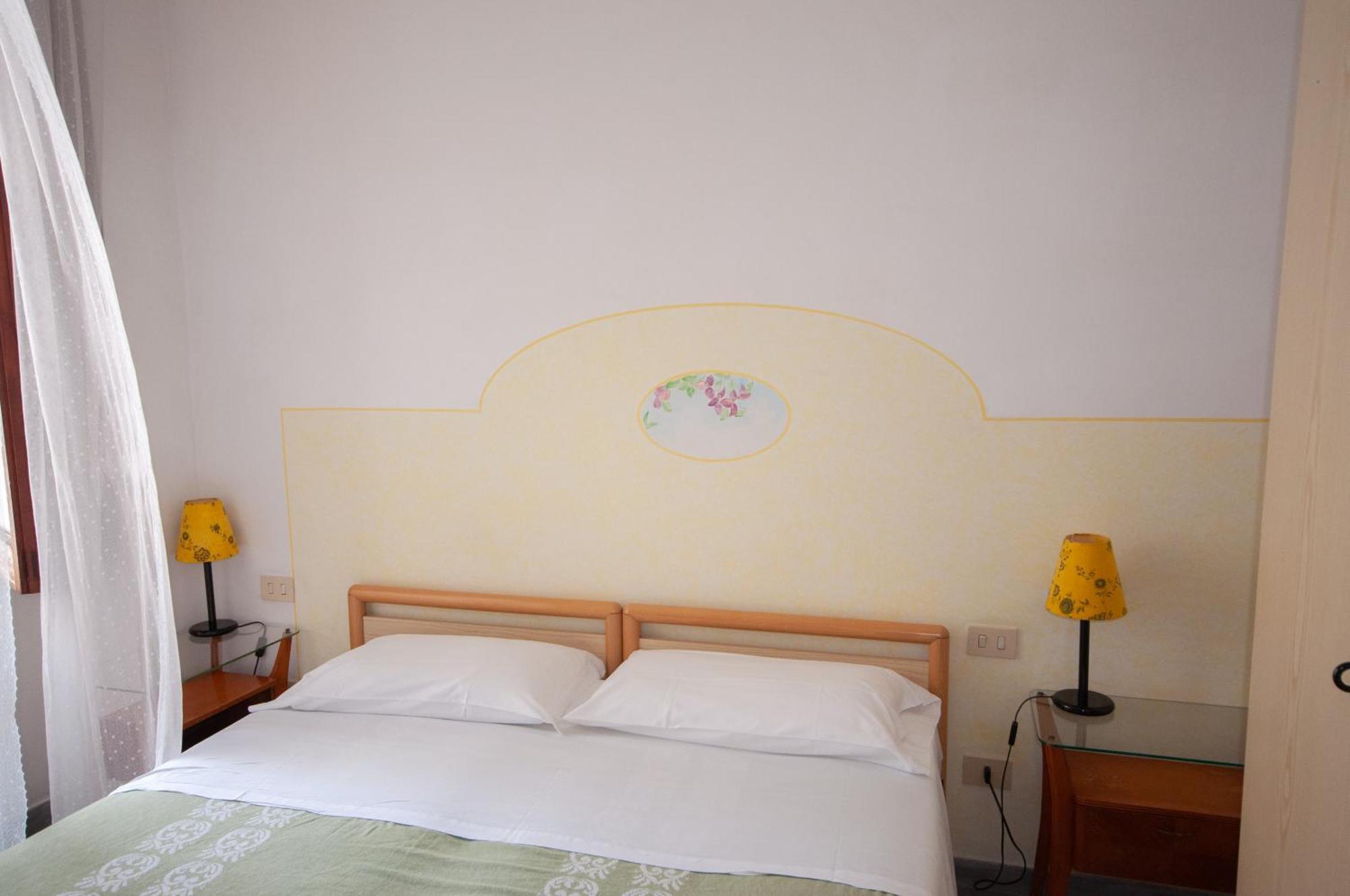 Hotel Villa Cecilia Ischia Esterno foto